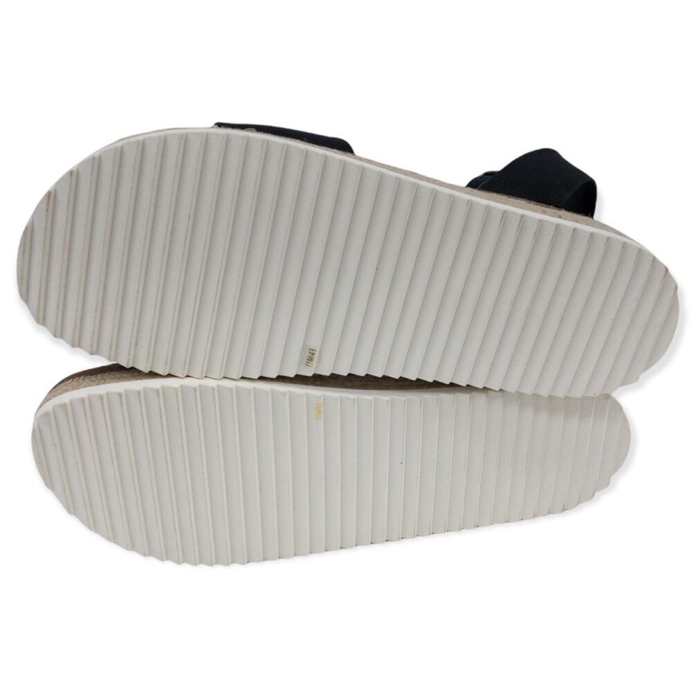 Black Ankle-Strap Platform Sandal - Women's Fashion Sandal - Picture 8 of 12